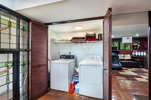 $2,275,000 | 2000 South Bayshore Drive, Unit 72, Miami, FL 33133