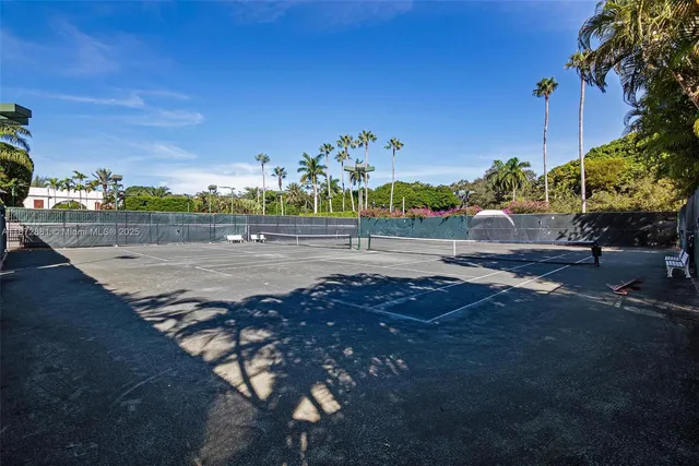 $2,275,000 | 2000 South Bayshore Drive, Unit 72, Miami, FL 33133