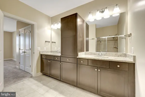 $465,000 | 13723 Neil Armstrong Avenue, Unit 502, Herndon, VA 20171
