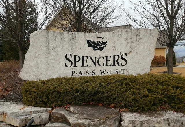 $195,900 | N57W19673 Holly Court, Menomonee Falls, WI 53051