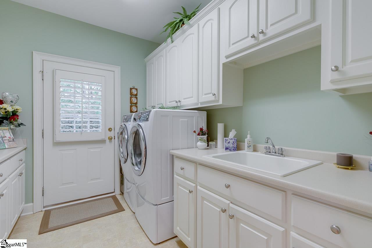 405 Providence Way Easley, SC 29642 - Photo 19 of 36