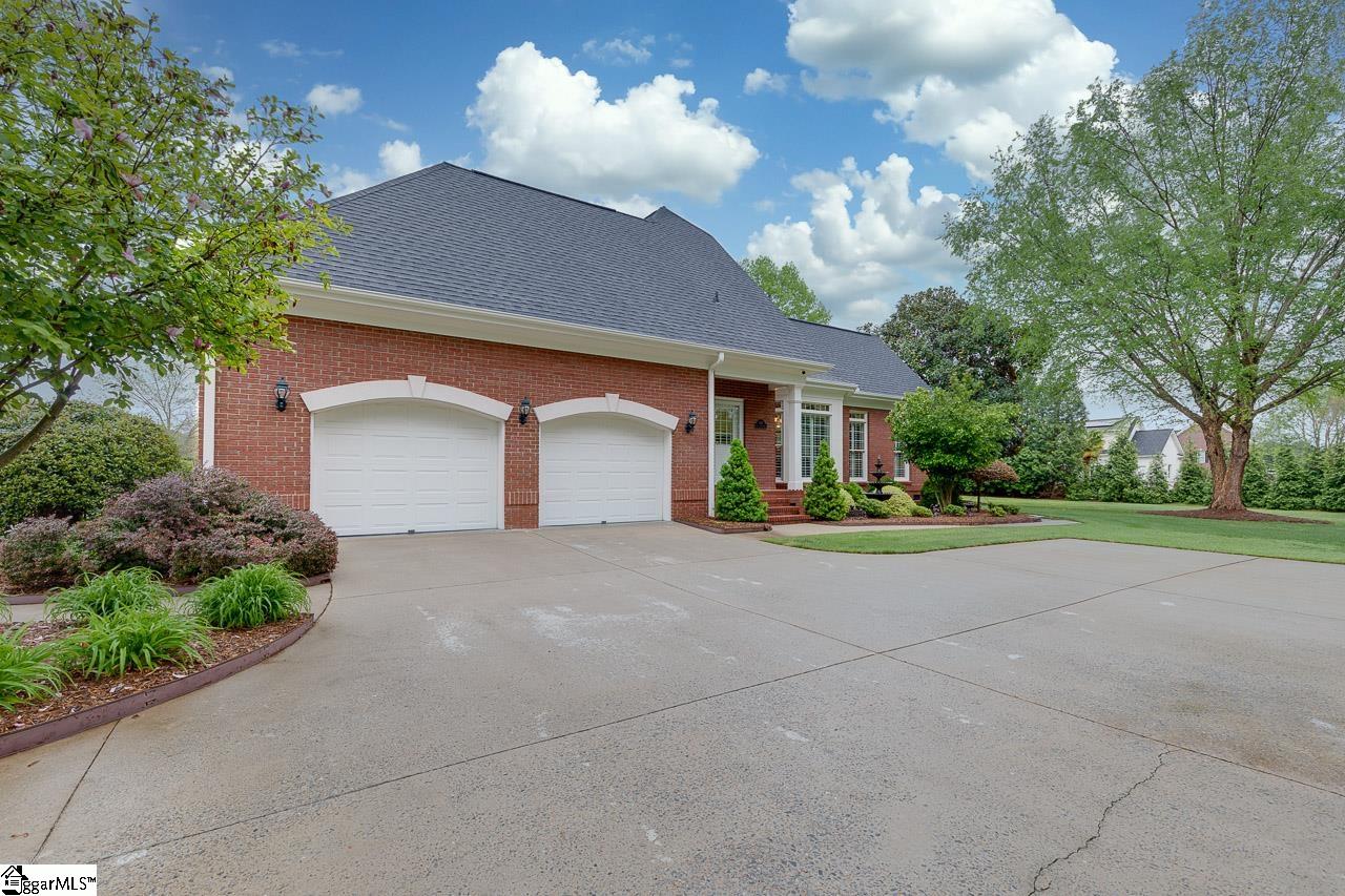 405 Providence Way Easley, SC 29642 - Photo 5 of 36