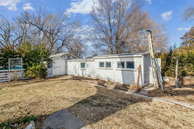 $124,900 | 3301 North Plum Street, Hutchinson, KS 67502