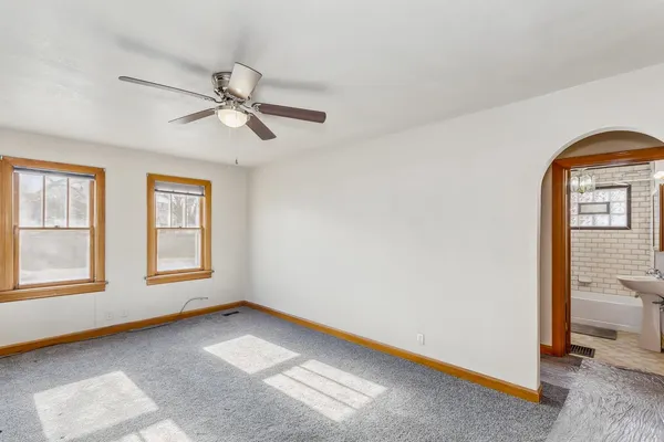 $124,900 | 3301 North Plum Street, Hutchinson, KS 67502