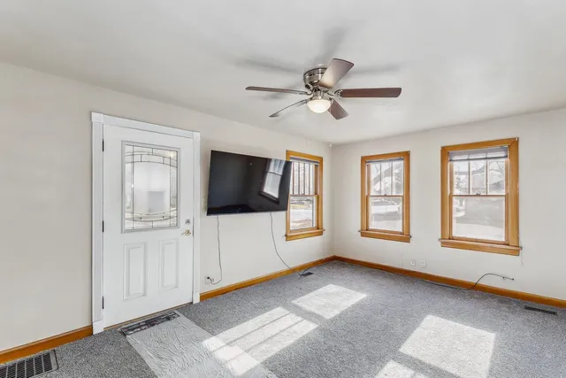 $124,900 | 3301 North Plum Street, Hutchinson, KS 67502