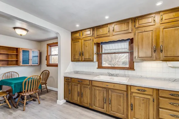 $124,900 | 3301 North Plum Street, Hutchinson, KS 67502