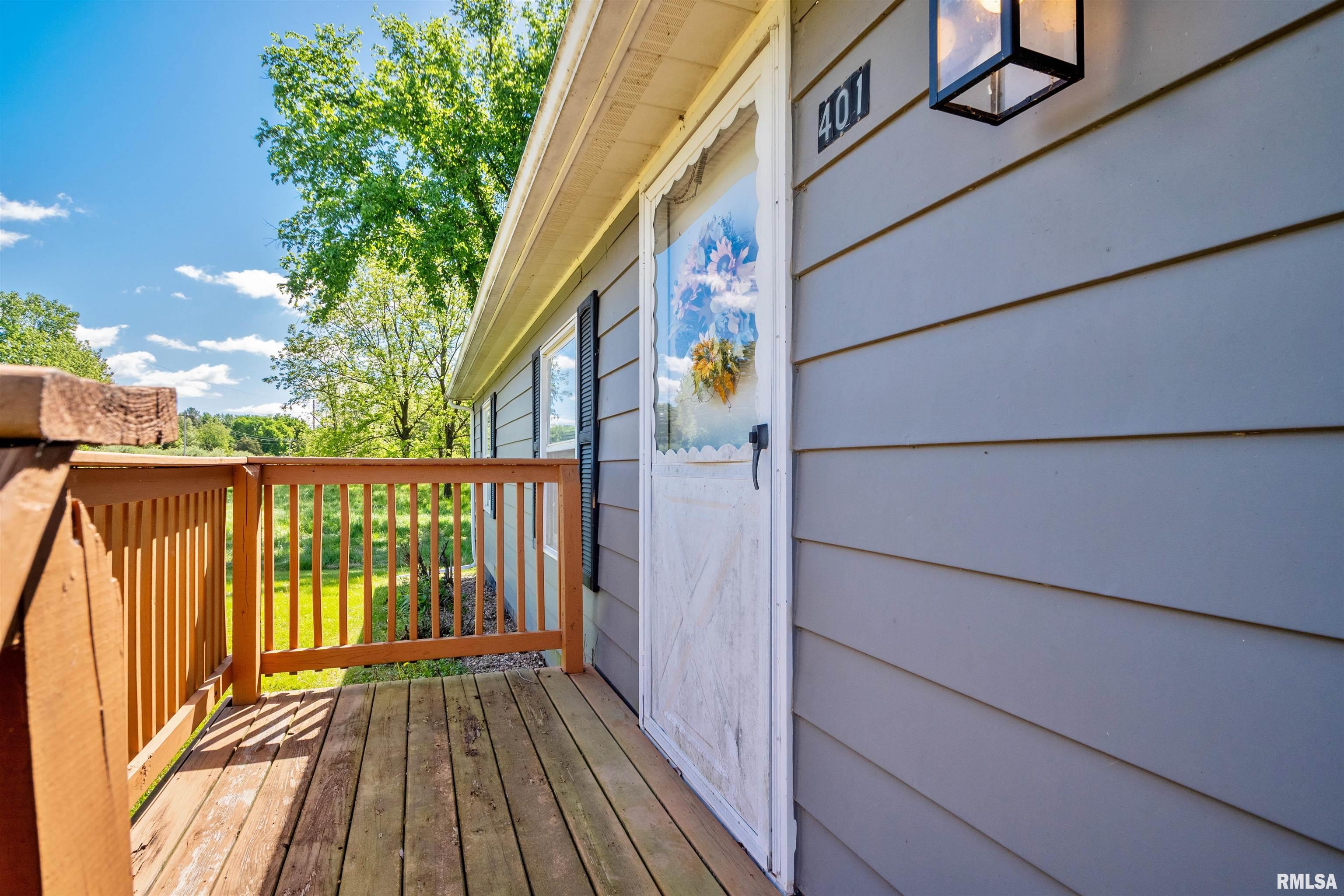 2401 Lakeview Road South Dahinda, IL 61428 - Photo 4 of 38
