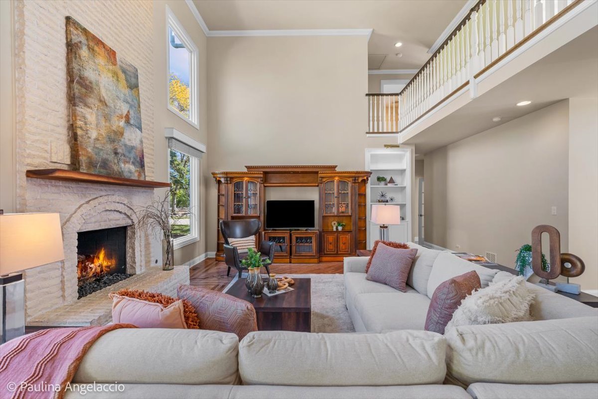 1507 Guthrie Drive Inverness, IL 60067 - Photo 9 of 45