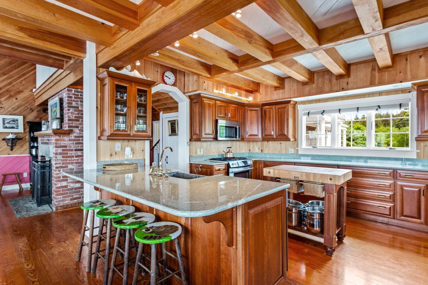 216 Zekes Point Road Vinalhaven, ME 04863 - Photo 15 of 56 W16-ME2135_14