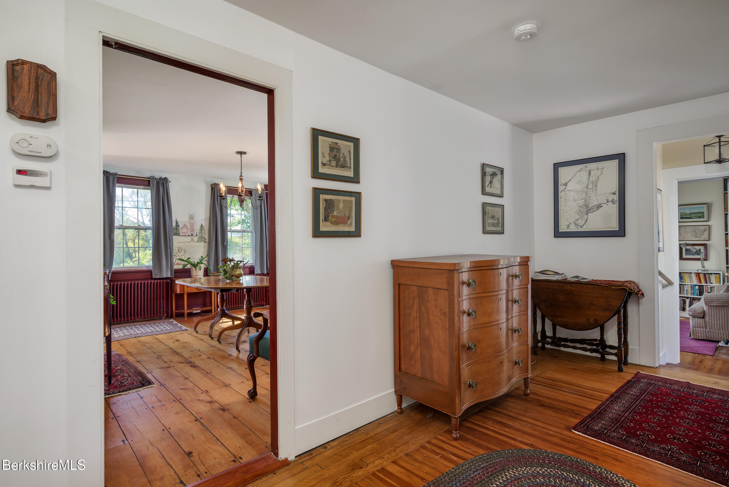 523 Hancock Road Williamstown, MA 01267 - Photo 27 of 52 Back hall