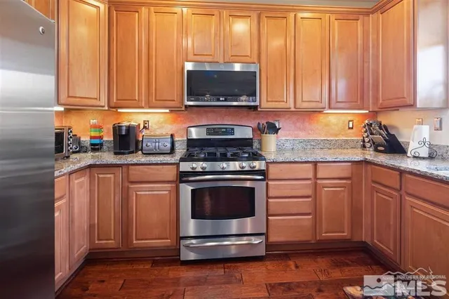 $2,700 | 2497 Westfall Road, Sparks, NV 89436