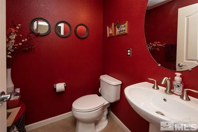 $2,700 | 2497 Westfall Road, Sparks, NV 89436