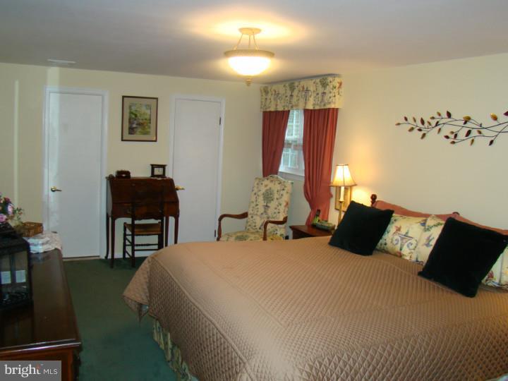 501 Lawrence Drive Springfield, PA 19064 - Photo 16 of 22 Master Bedroom