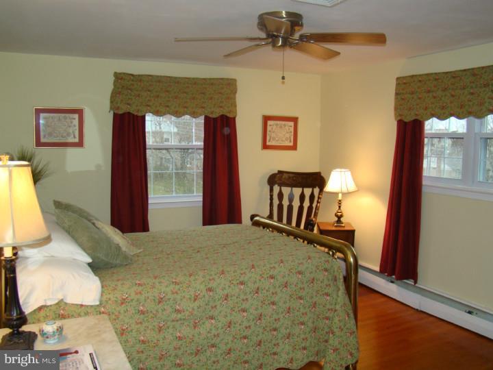 501 Lawrence Drive Springfield, PA 19064 - Photo 17 of 22 Bedroom 2