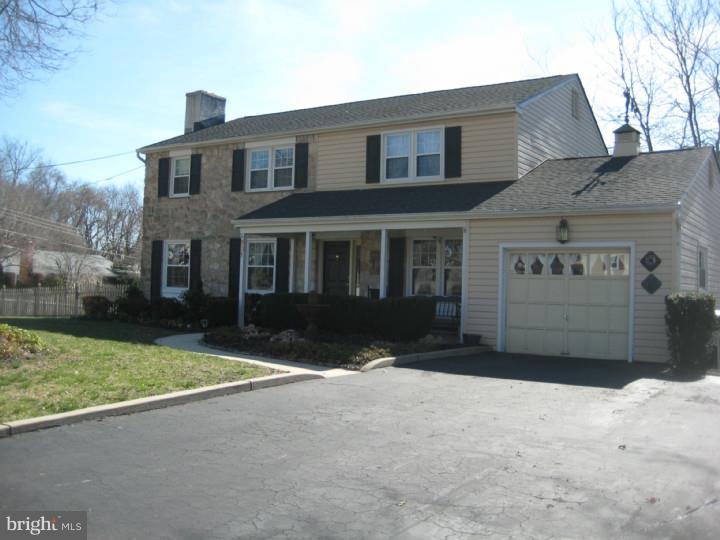 501 Lawrence Drive Springfield, PA 19064 - Photo 22 of 22 Exterior Front