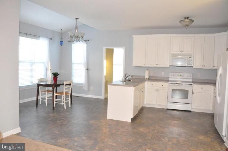 24 South View Road Rising Sun, MD 21911 - Photo 12 of 30 Kitchen and Brekfast Area