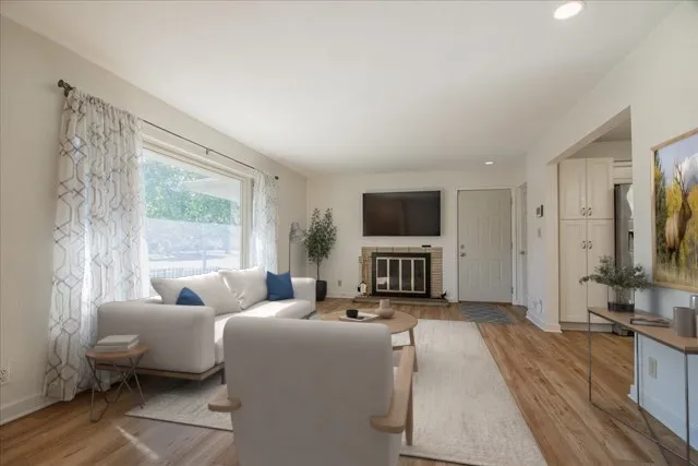 $339,900 | 1621 Mayfield Avenue, Joliet, IL 60435