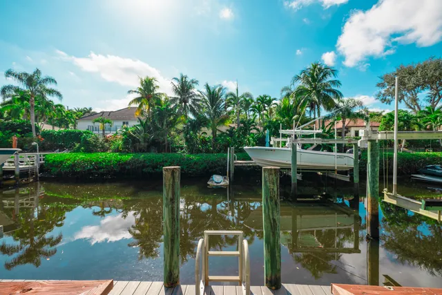 $2,749,900 | 19850 Loxahatchee Pointe Drive, Jupiter, FL 33458