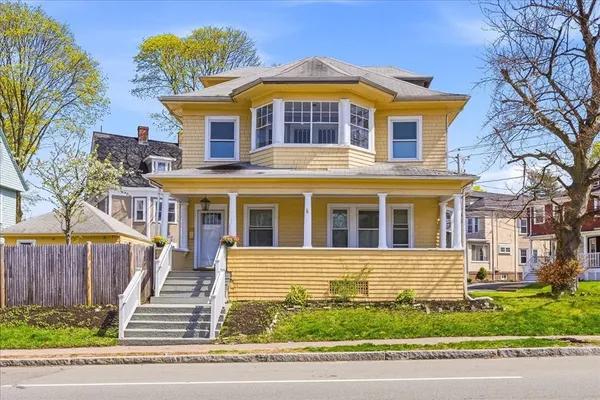 $849,900 | 82 Blue Hill Avenue, Milton, MA 02186