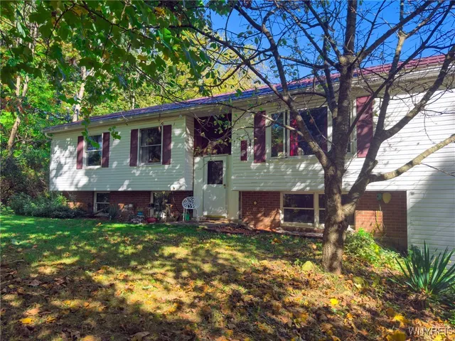 $300,000 | 2245 Thomas Road, Sheldon, NY 14167