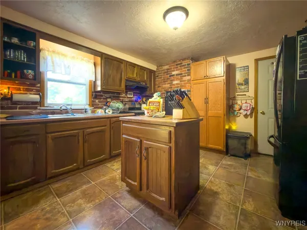 $300,000 | 2245 Thomas Road, Sheldon, NY 14167