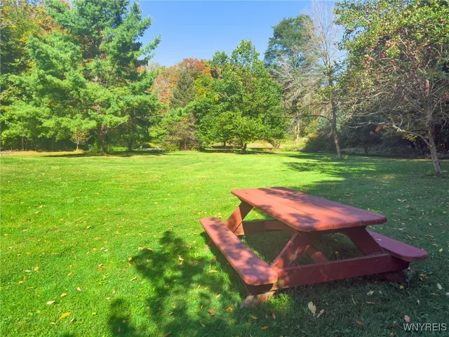 $300,000 | 2245 Thomas Road, Sheldon, NY 14167