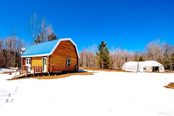 $90,000 | 18253 County Road RI, Rock, MI 49880