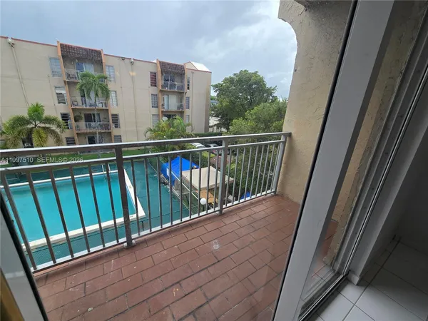 $2,000 | 4845 Northwest 7th Street, Unit 3095, Miami, FL 33126