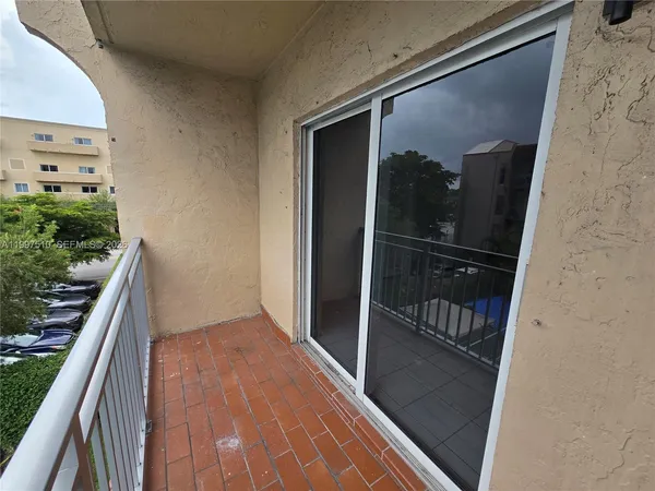 $2,000 | 4845 Northwest 7th Street, Unit 3095, Miami, FL 33126