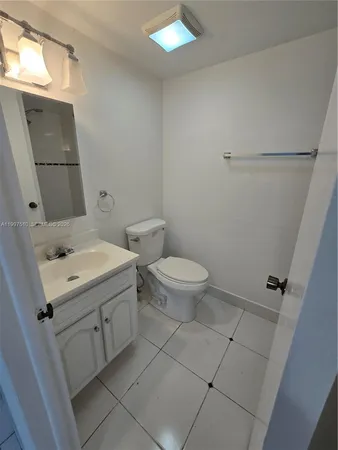 $2,000 | 4845 Northwest 7th Street, Unit 3095, Miami, FL 33126