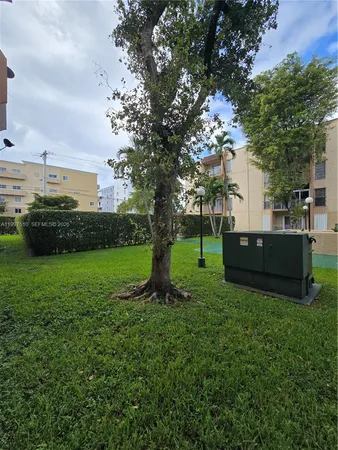 $2,000 | 4845 Northwest 7th Street, Unit 3095, Miami, FL 33126