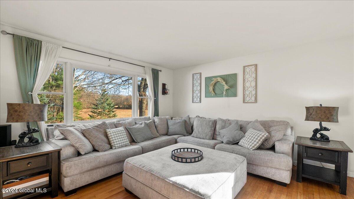 972 Benedict Road Ballston, NY 12019 - Photo 7 of 39 01-P1080008