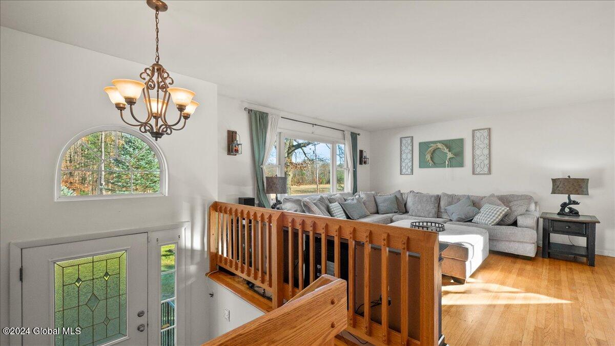 972 Benedict Road Ballston, NY 12019 - Photo 9 of 39 09-P1080058
