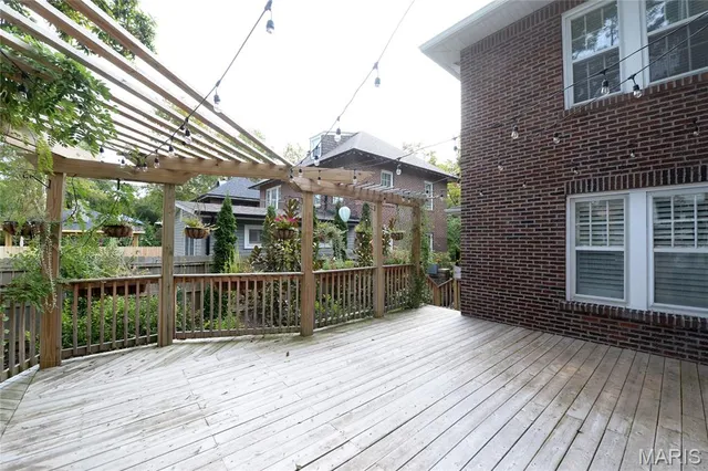 $3,995 | 6607 Waterman Avenue, Unit A, University City, MO 63130