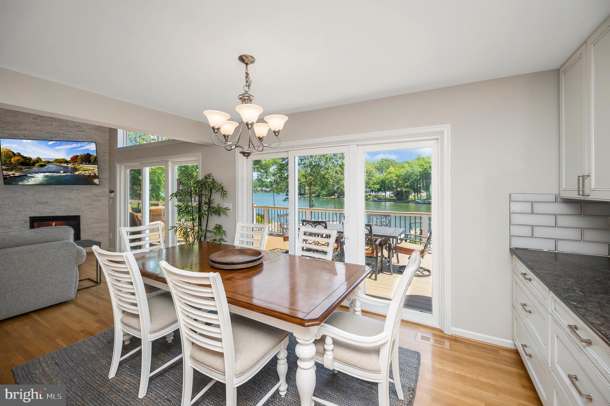 110 Lee Circle Locust Grove, VA 22508 - Photo 15 of 67 Enjoy a meal with a fantastic water view