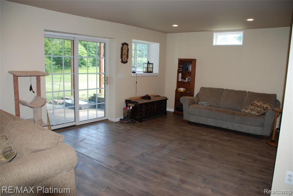6420 Woodbrook Road Linden, MI 48451 - Photo 20 of 32 Gallery Image 20
