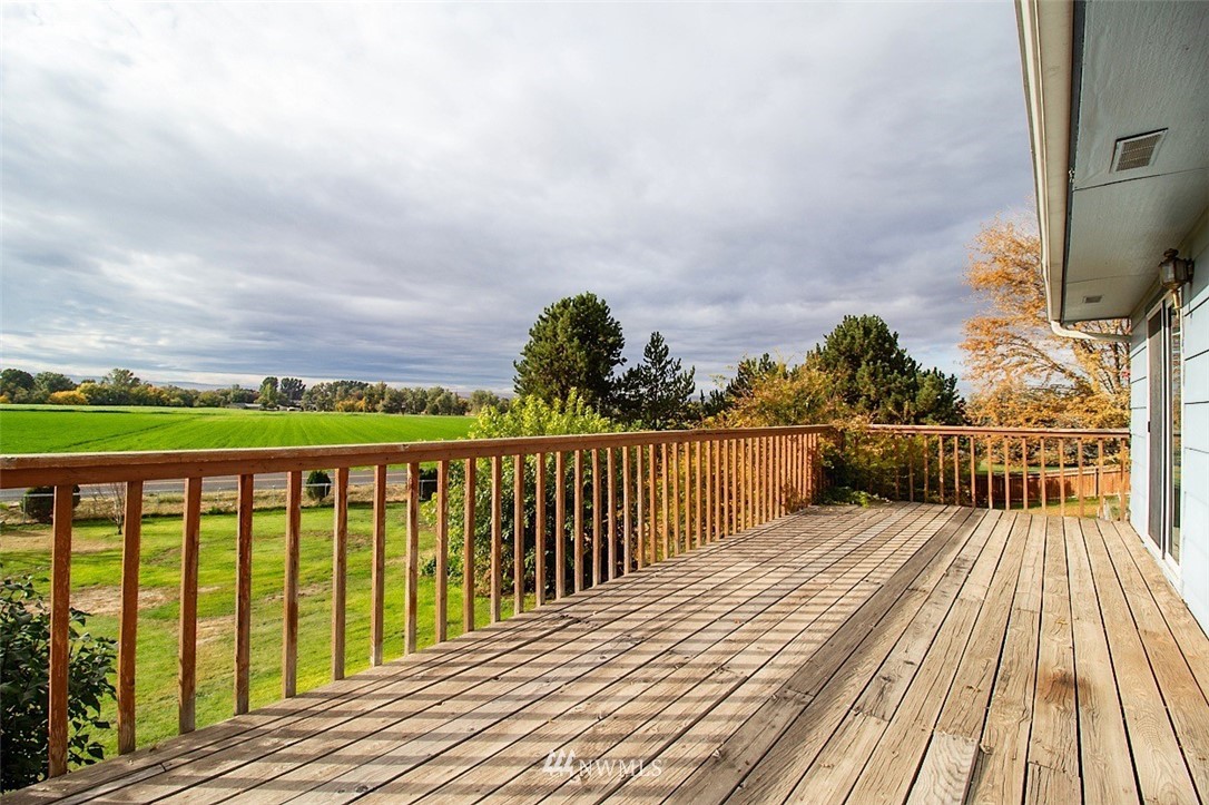 270 Bussell Road Walla Walla, WA 99362 - Photo 5 of 31