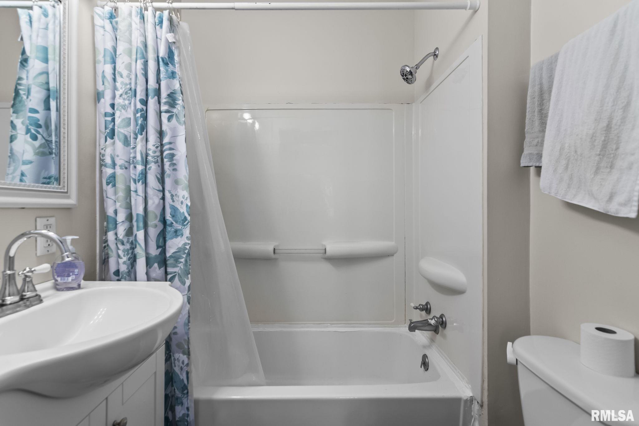 1904 South College Street Springfield, IL 62704 - Photo 21 of 29