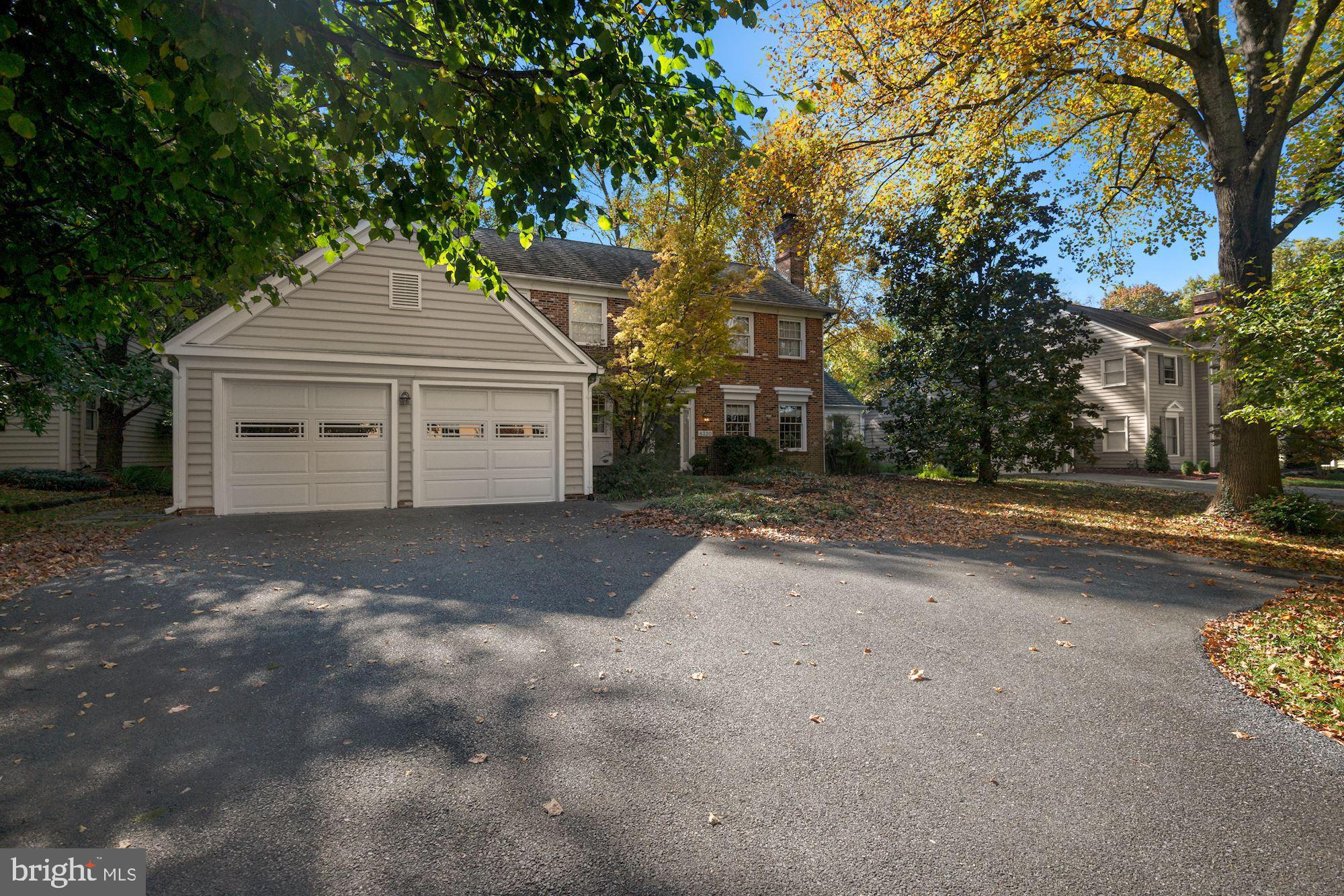 8320 Bells Mill Road Potomac, MD 20854 - Photo 3 of 41 Gallery Image 3