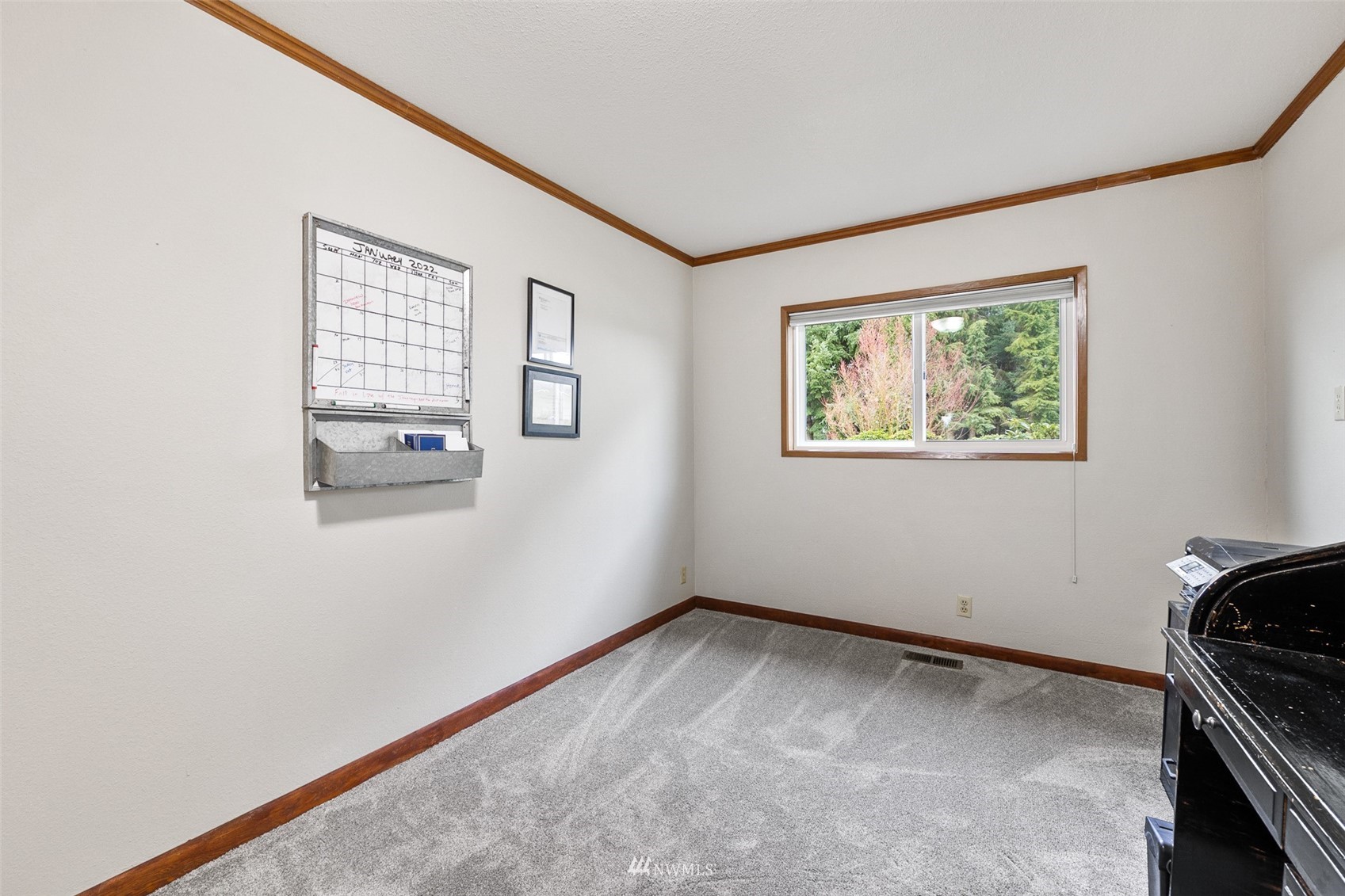1096 North Military Road Winlock, WA 98596 - Photo 14 of 40 a view of room with window and workspace