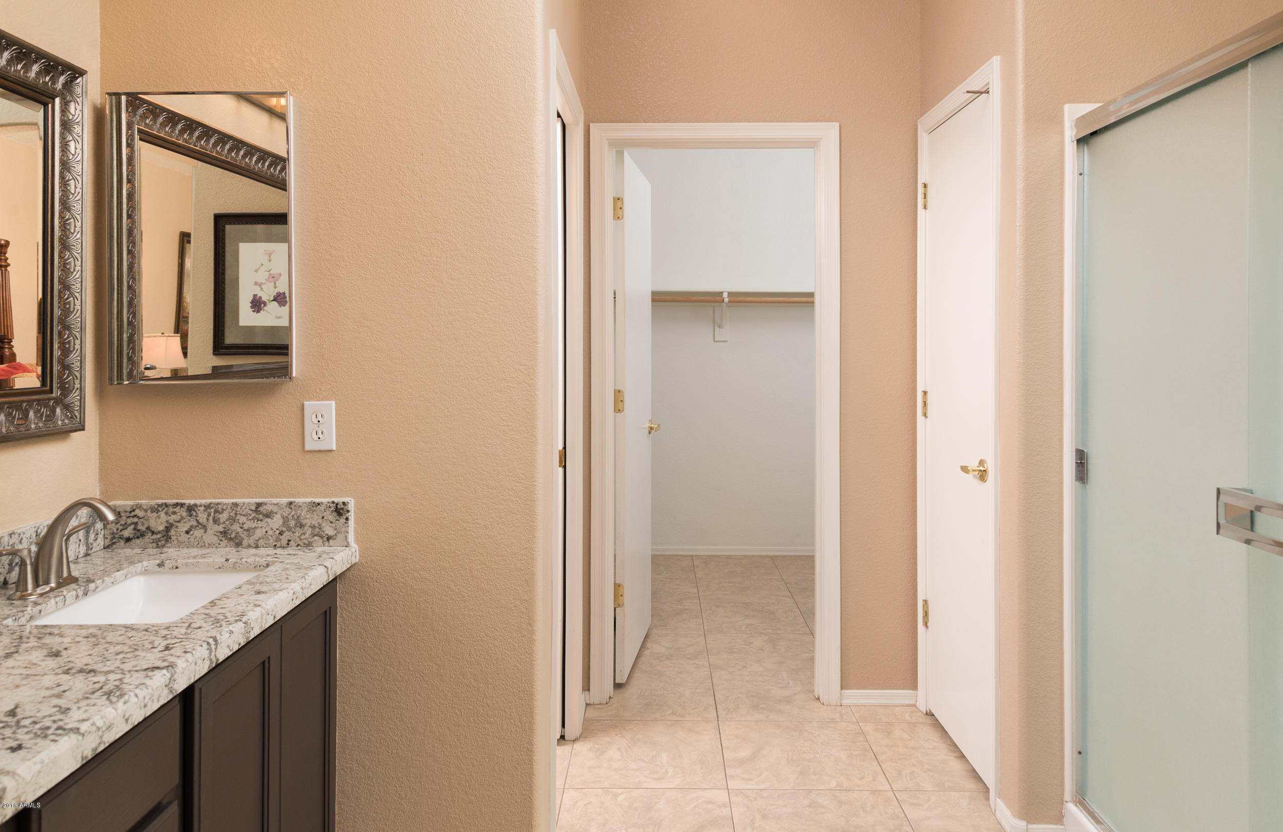 3234 East Fremont Road Phoenix, AZ 85042 - Photo 6 of 17 Fremont Rd-6