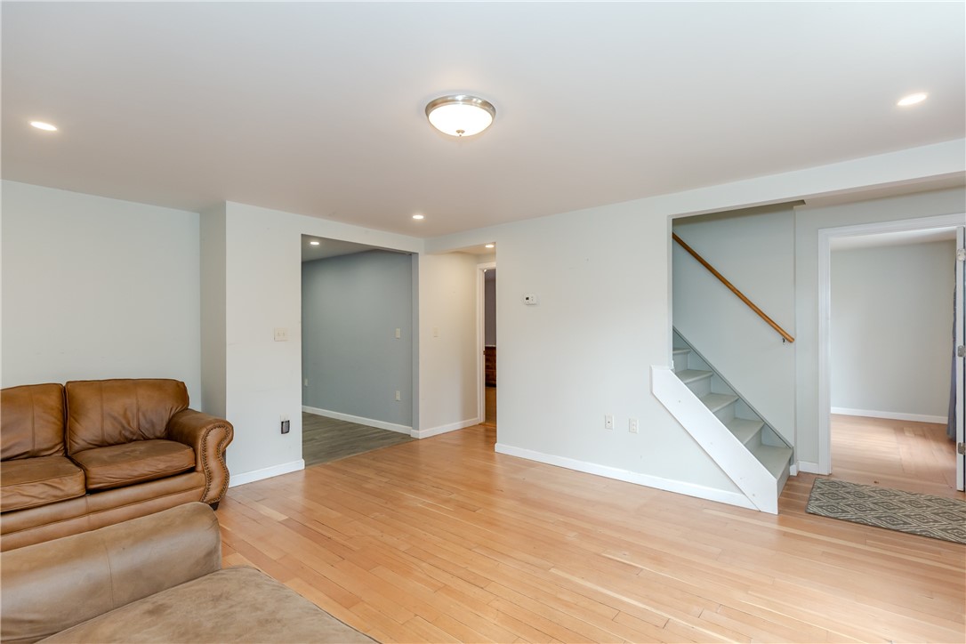310 Mendon Road Attleboro, MA 02703 - Photo 13 of 34 Living room