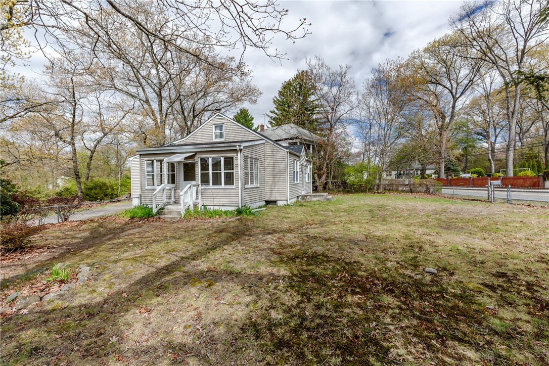 310 Mendon Road Attleboro, MA 02703 - Photo 29 of 34 Exterior side/rear