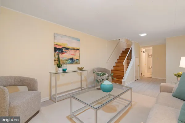 $550,000 | 3201 South Stafford Street, Unit A1, Arlington, VA 22206