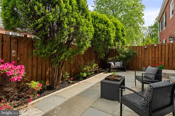 $550,000 | 3201 South Stafford Street, Unit A1, Arlington, VA 22206