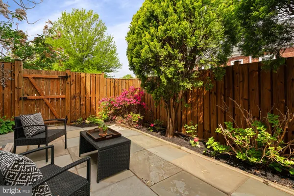 $550,000 | 3201 South Stafford Street, Unit A1, Arlington, VA 22206