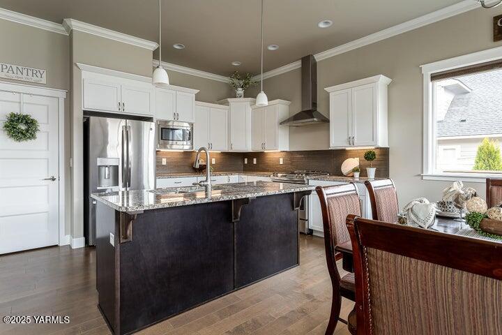 7310 Whitman Avenue Yakima, WA 98903 - Photo 13 of 31 .