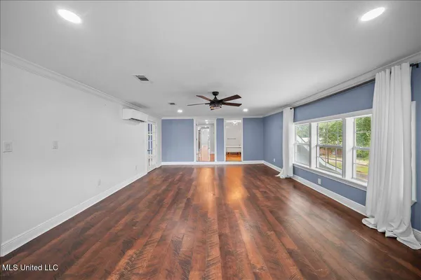 $273,000 | 705 Chestnut Street, Summit, MS 39666