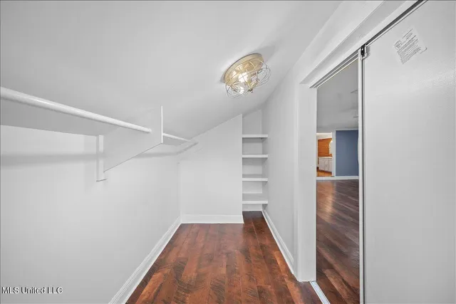 $285,000 | 705 Chestnut Street, Summit, MS 39666