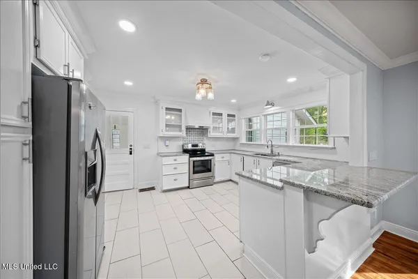 $273,000 | 705 Chestnut Street, Summit, MS 39666